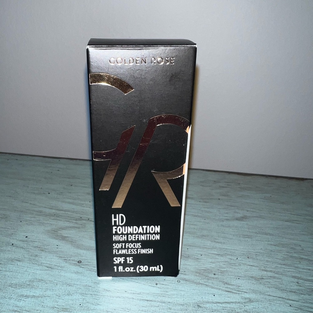 Golden Rose Celesty HD Foundation 115 Golden Beige Medium